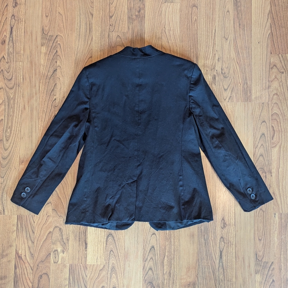 Old Navy Pixie Blazer in Black, Petite Small - Picture 7 of 9